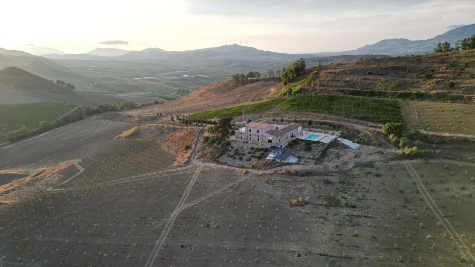 Masseria Baglio Perciata Camporeale エクステリア 写真